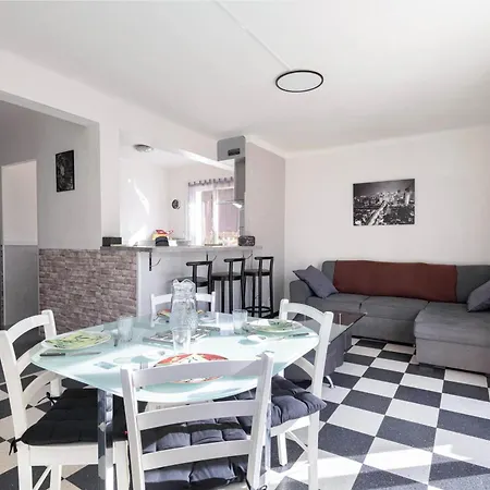 Holiday home L'interlude *